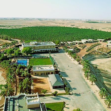 Al Malfa Resort Unaizah Exterior foto