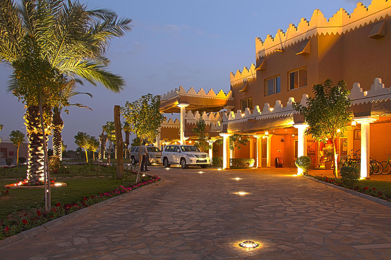Al Malfa Resort Unaizah Exterior foto
