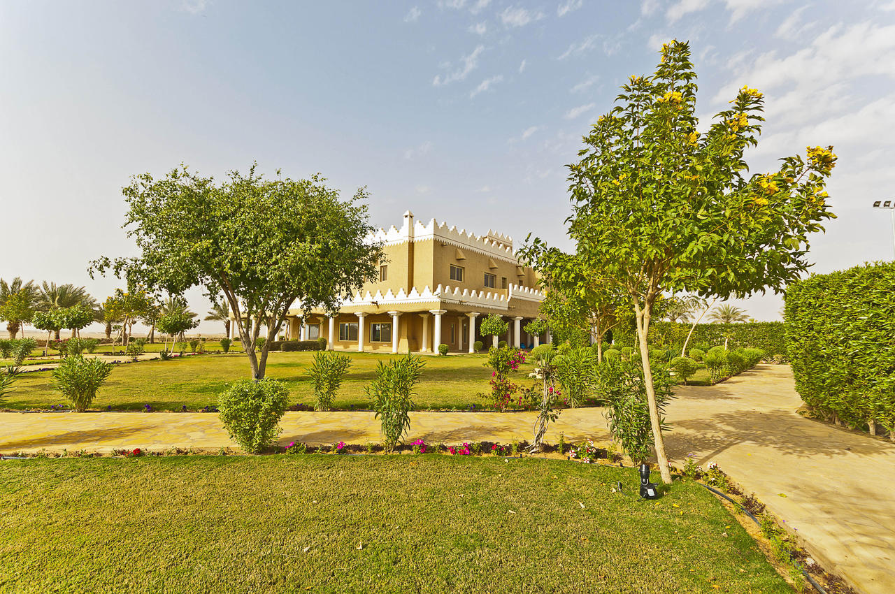 Al Malfa Resort Unaizah Exterior foto