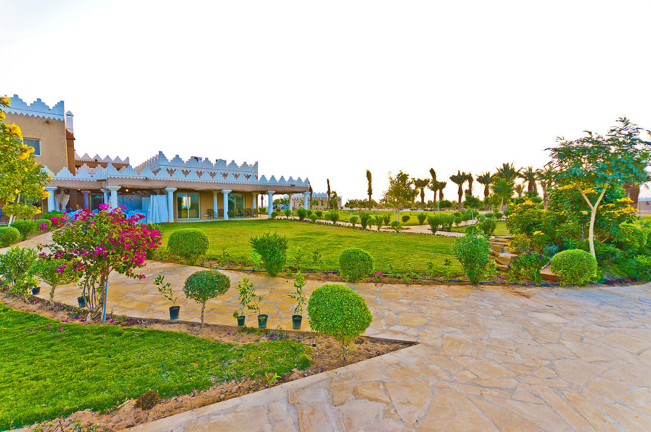 Al Malfa Resort Unaizah Exterior foto